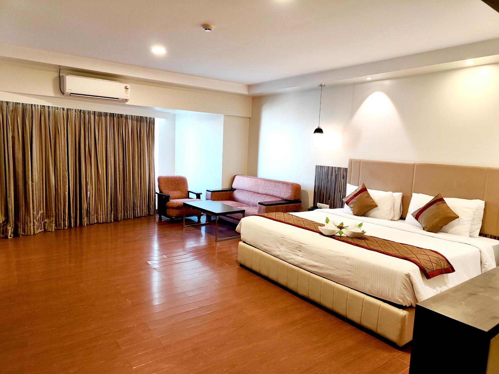 The Altruist Business Hotel Kharadi Púna Kültér fotó