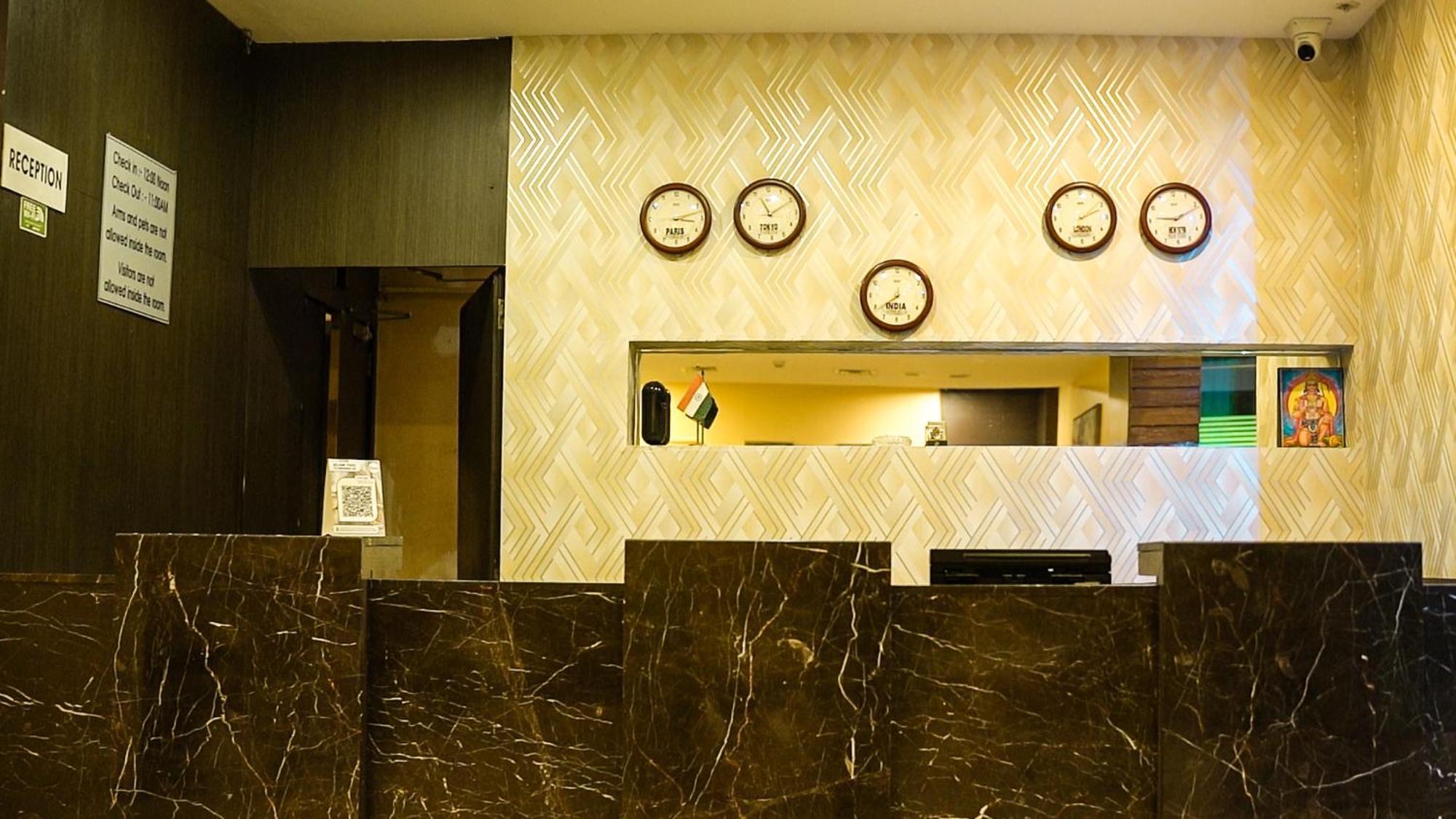 The Altruist Business Hotel Kharadi Púna Kültér fotó