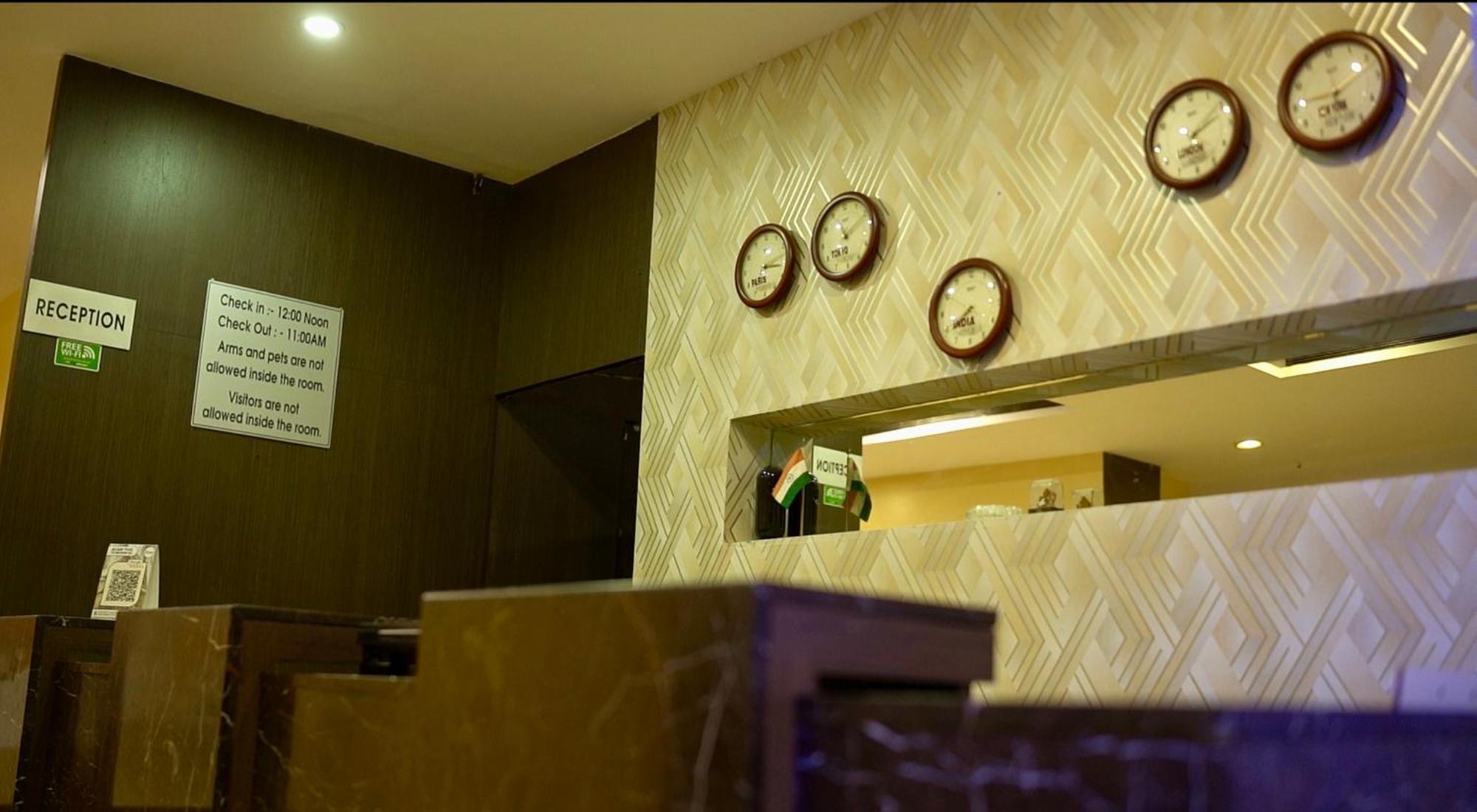The Altruist Business Hotel Kharadi Púna Kültér fotó